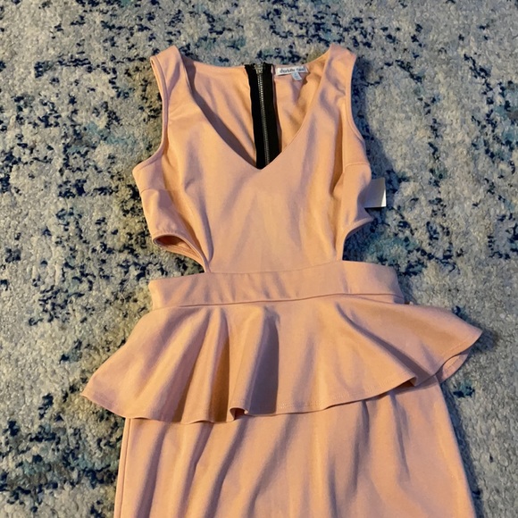 Blush Pink Dress - Picture 2 of 4